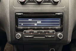 Musta Volkswagen Caddy Maxi 2014 kuva 21.