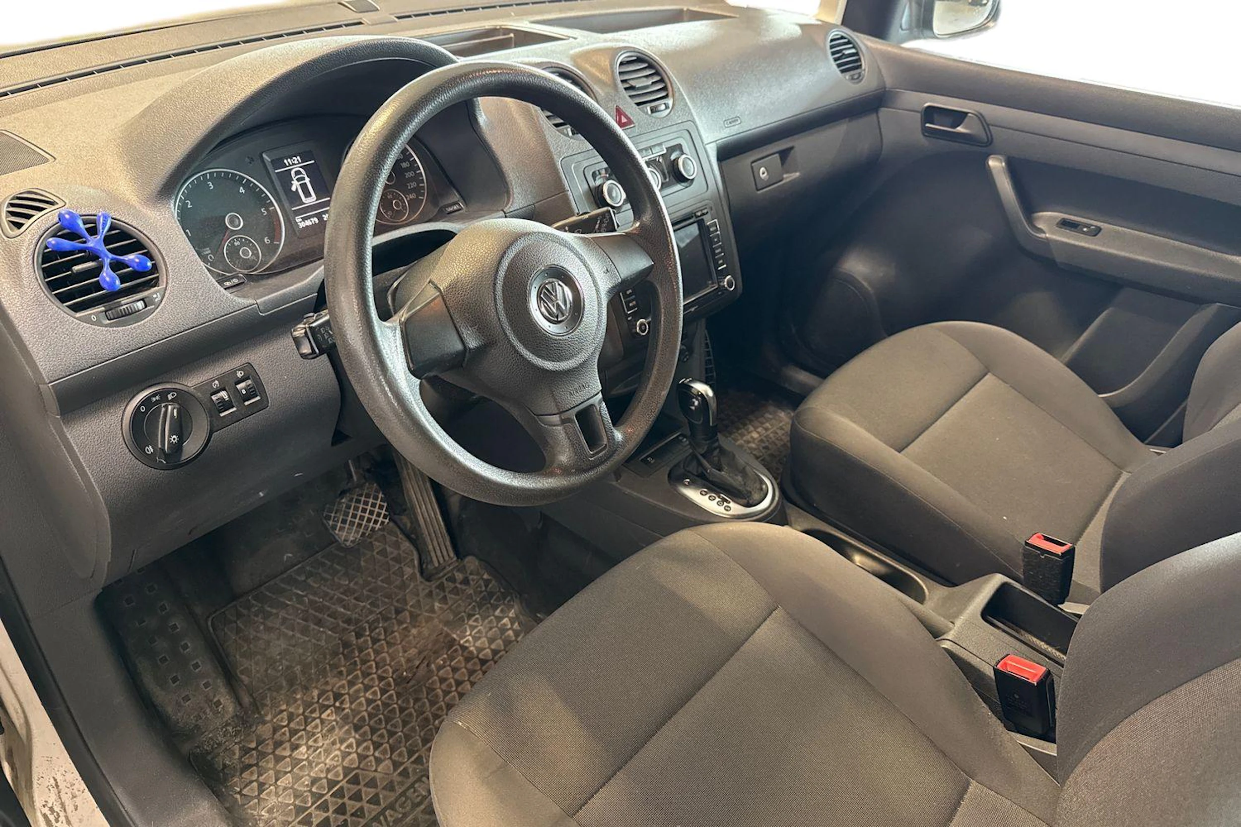 valkoinen Volkswagen Caddy Maxi 2014 kuva 3.