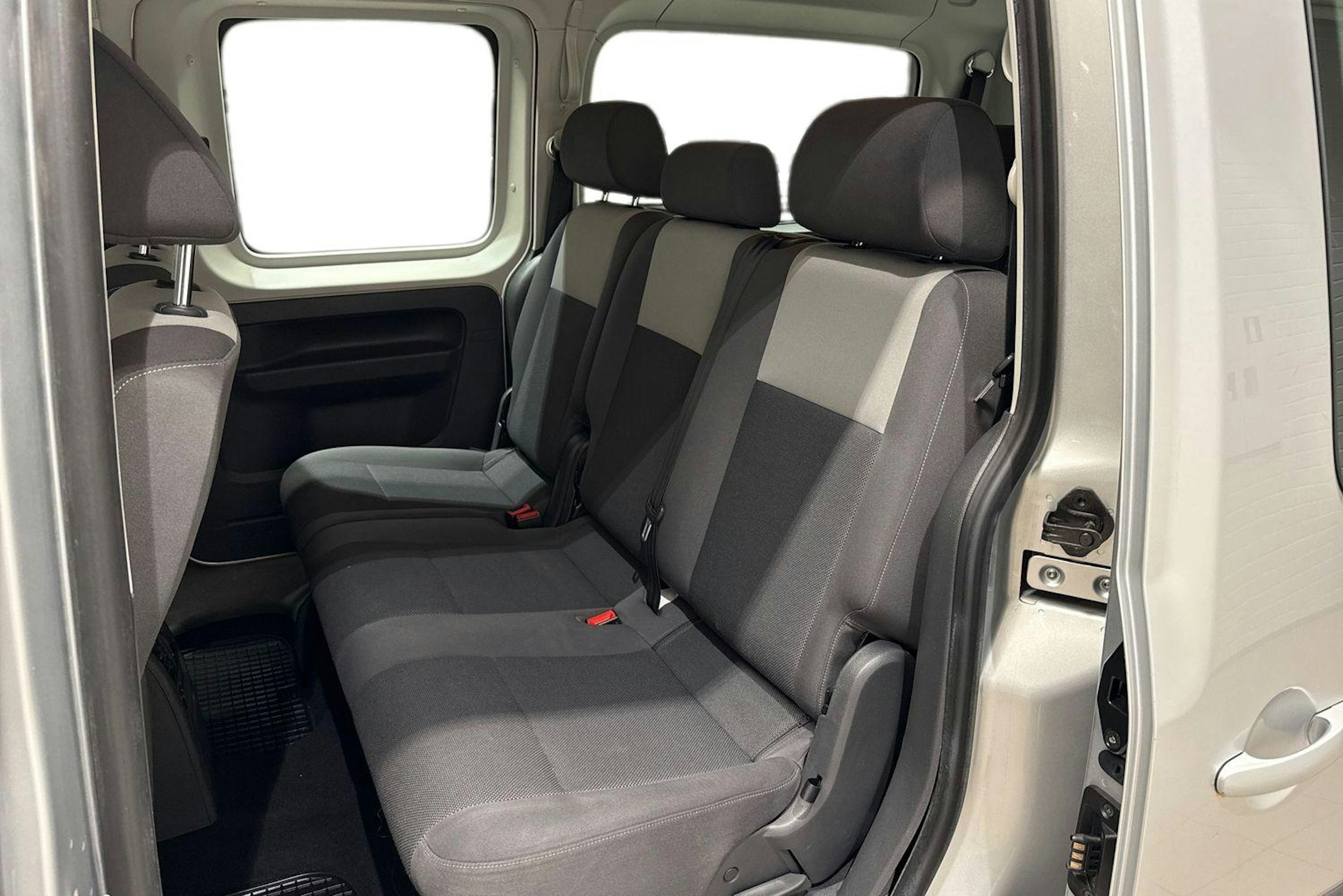 hopea Volkswagen Caddy Maxi 2014 kuva 11.