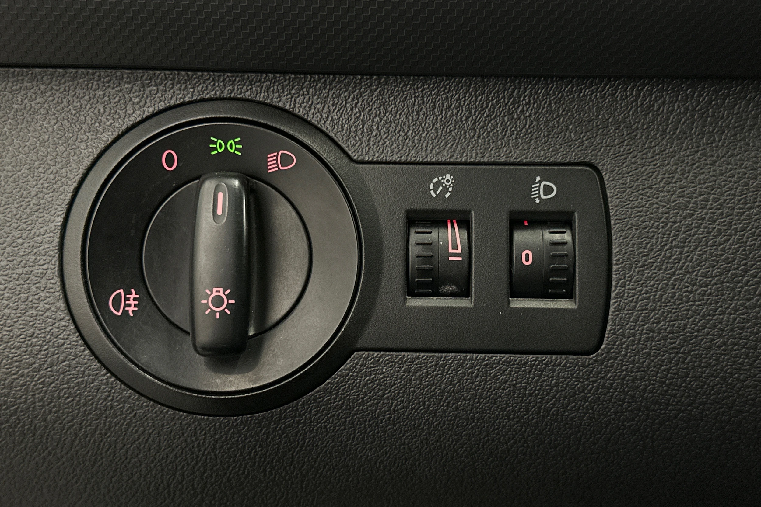 hopea Volkswagen Caddy Maxi 2014 kuva 10.