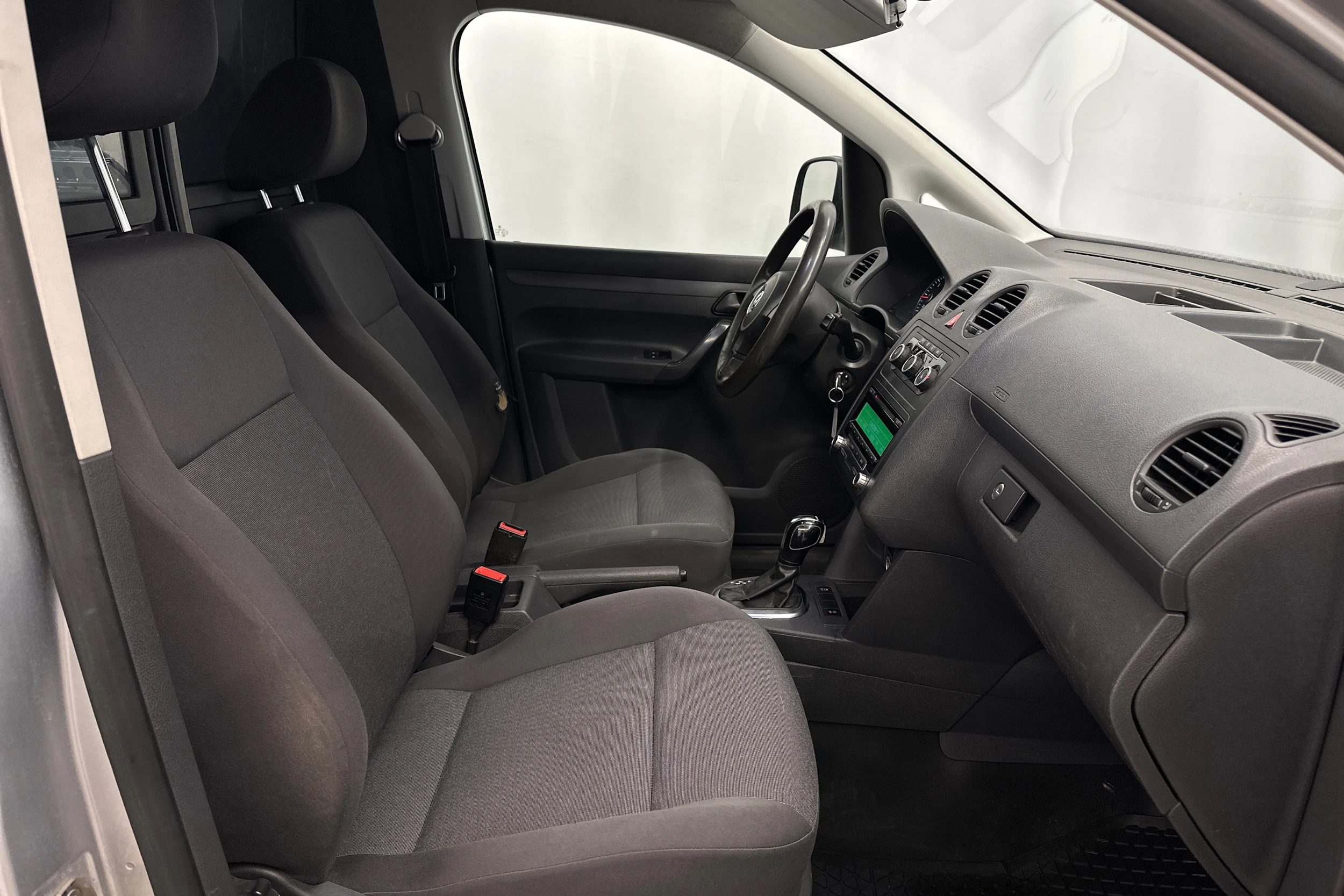 hopea Volkswagen Caddy Maxi 2014 kuva 16.