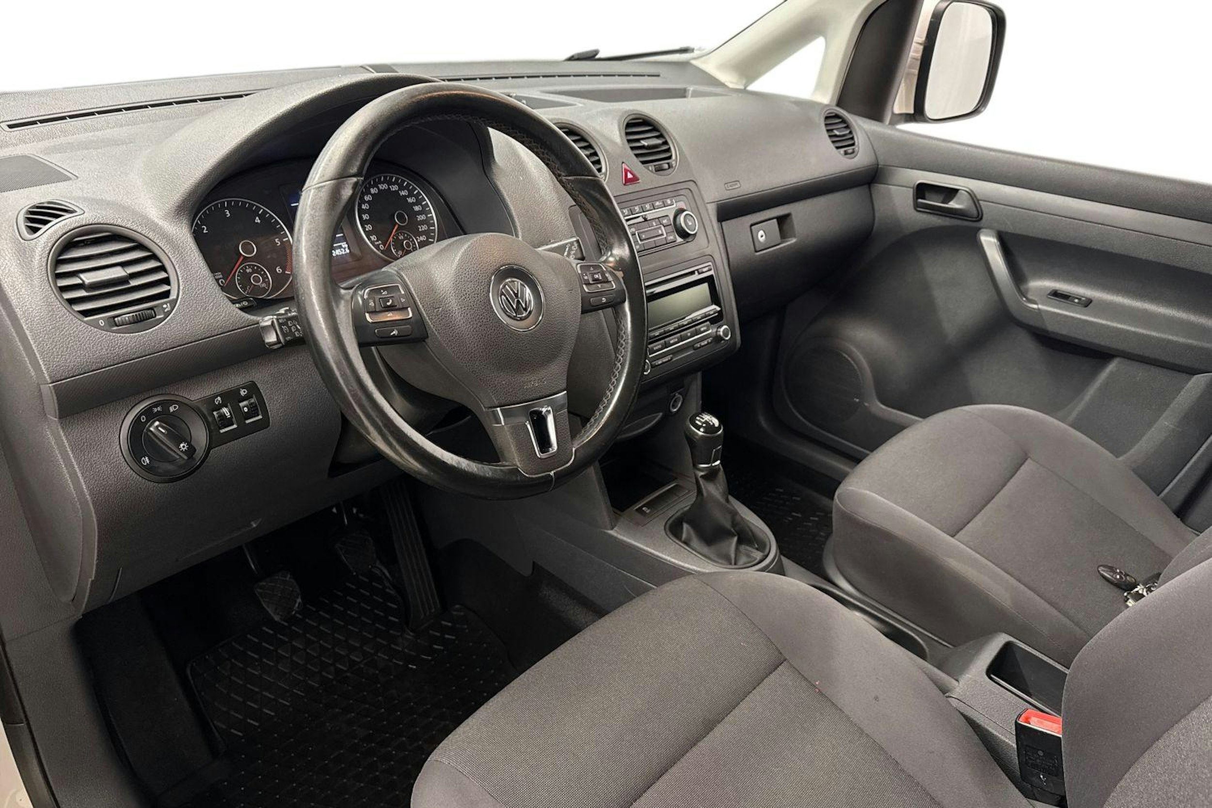 valkoinen Volkswagen Caddy Maxi 2015 kuva 8.