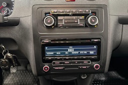 valkoinen Volkswagen Caddy Maxi 2015 kuva 9.