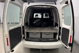 valkoinen Volkswagen Caddy Maxi 2015 kuva 17.