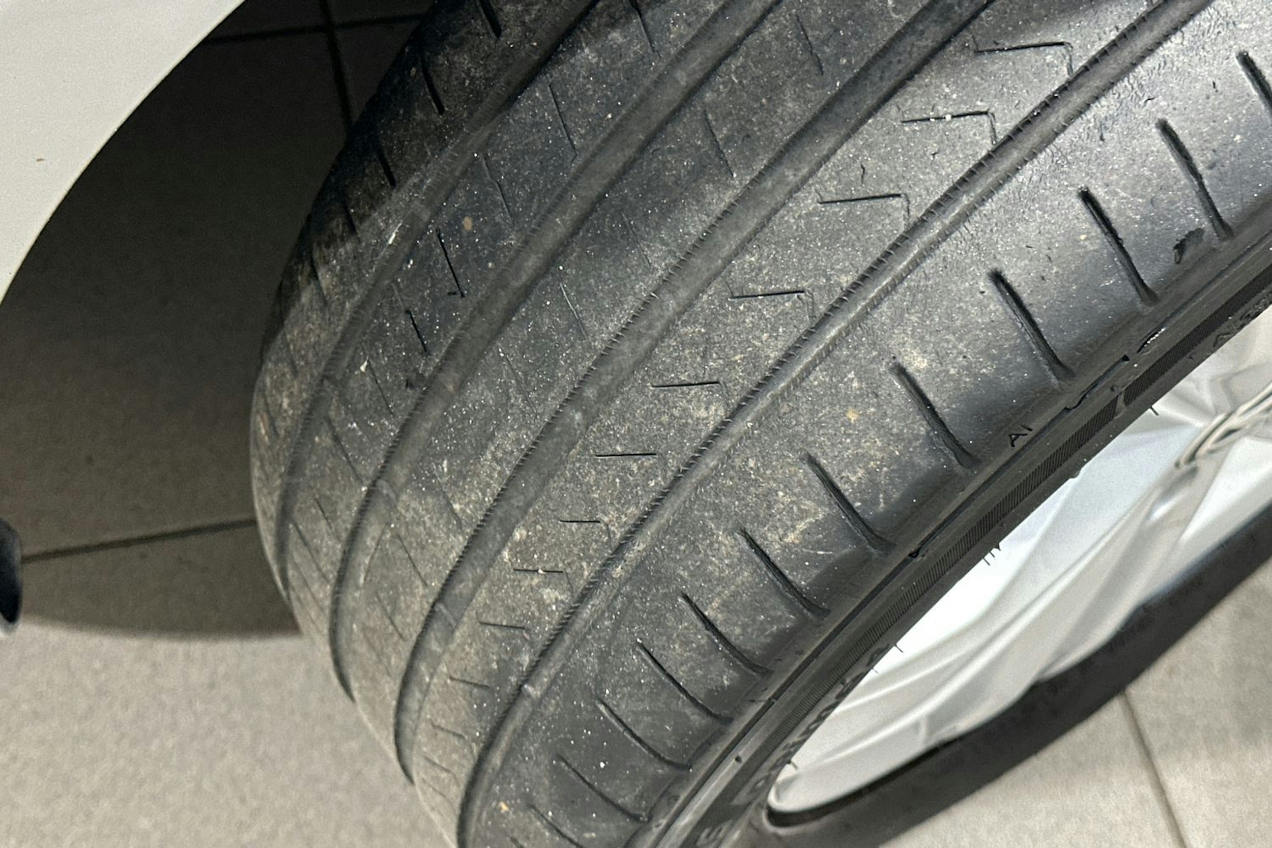 Hopea Volkswagen Caddy Maxi 2015 kuva 18.