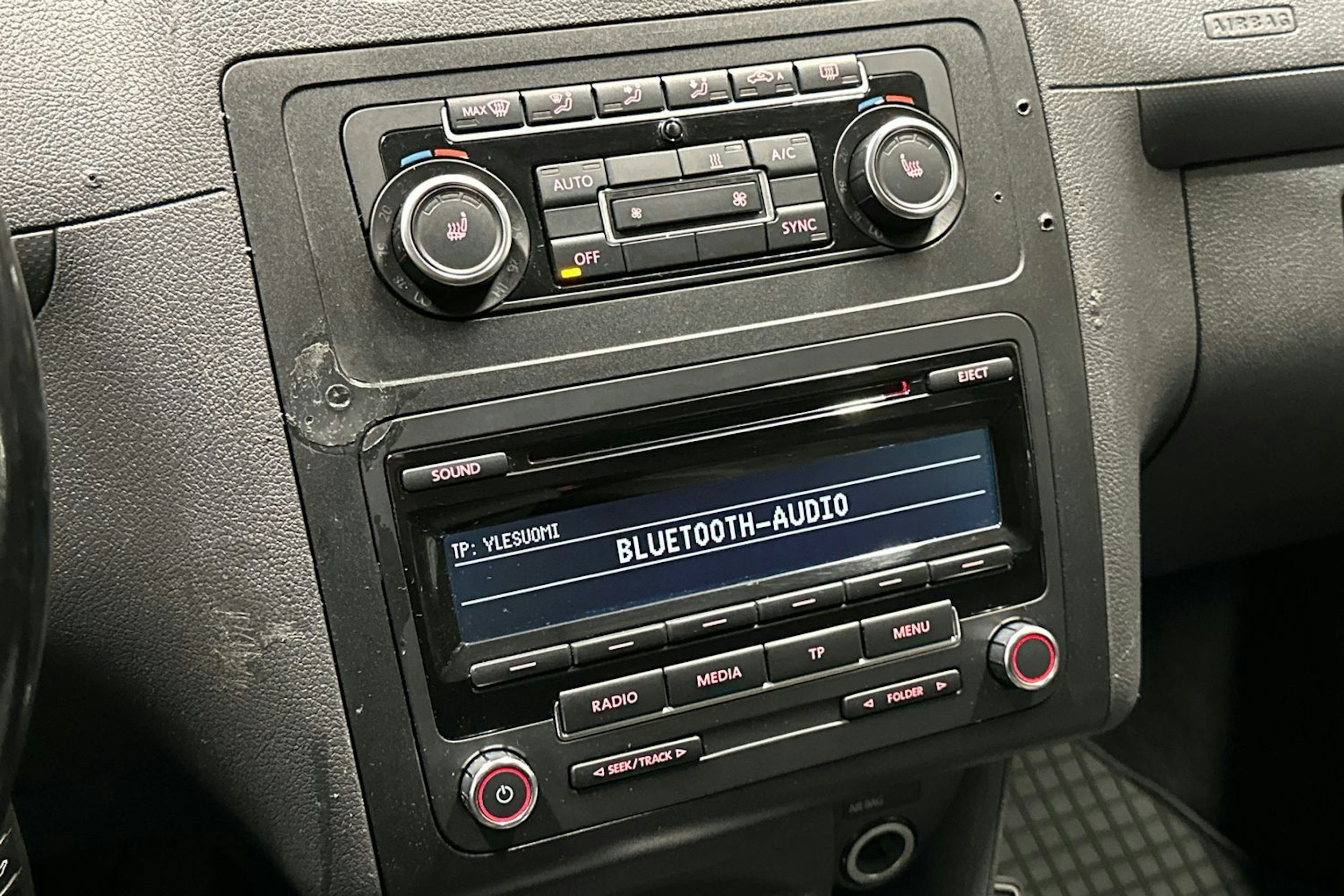 Hopea Volkswagen Caddy Maxi 2015 kuva 23.