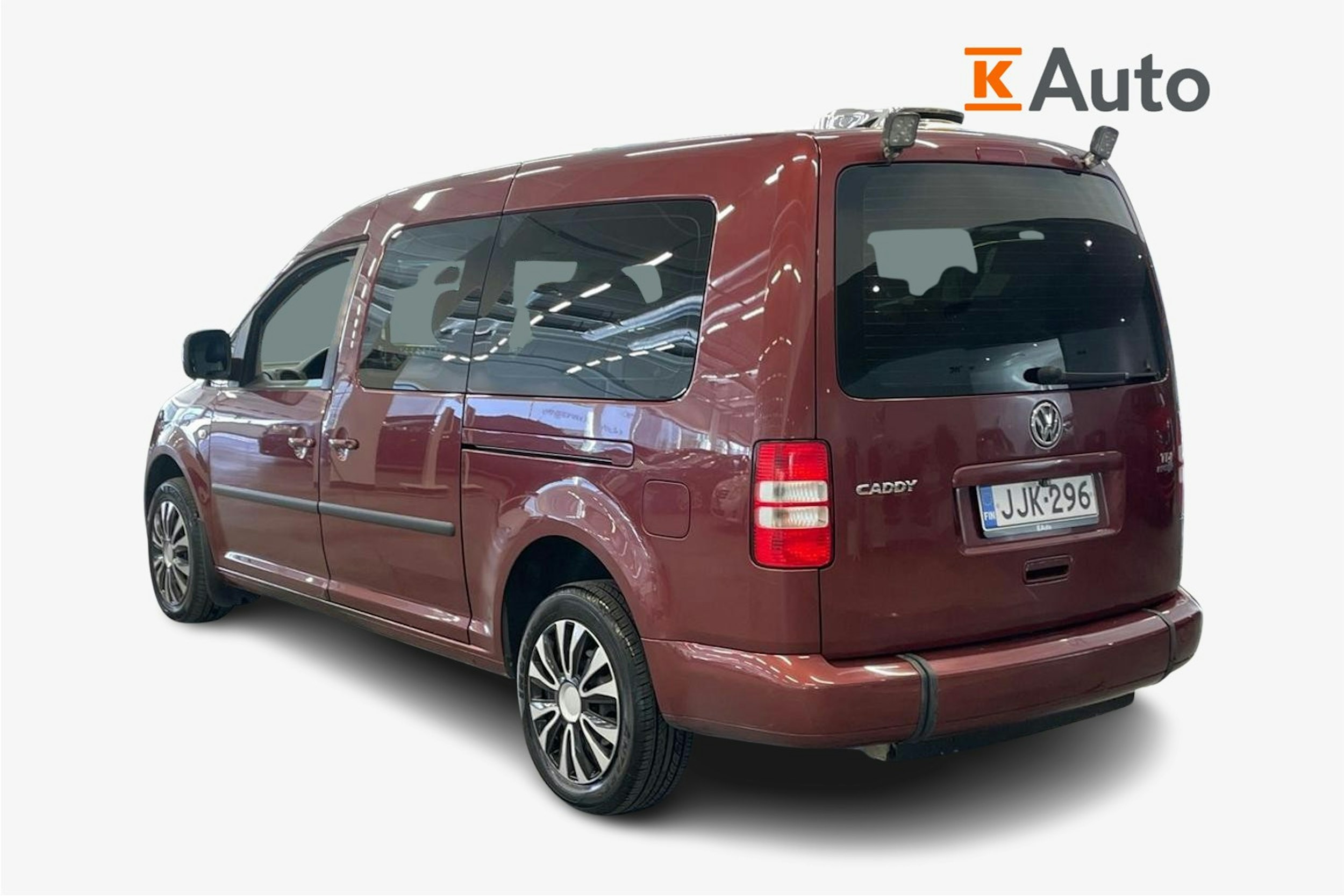 Punainen Volkswagen Caddy Maxi 2015 kuva 2.