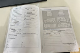 Punainen Volkswagen Caddy Maxi 2015 kuva 37.