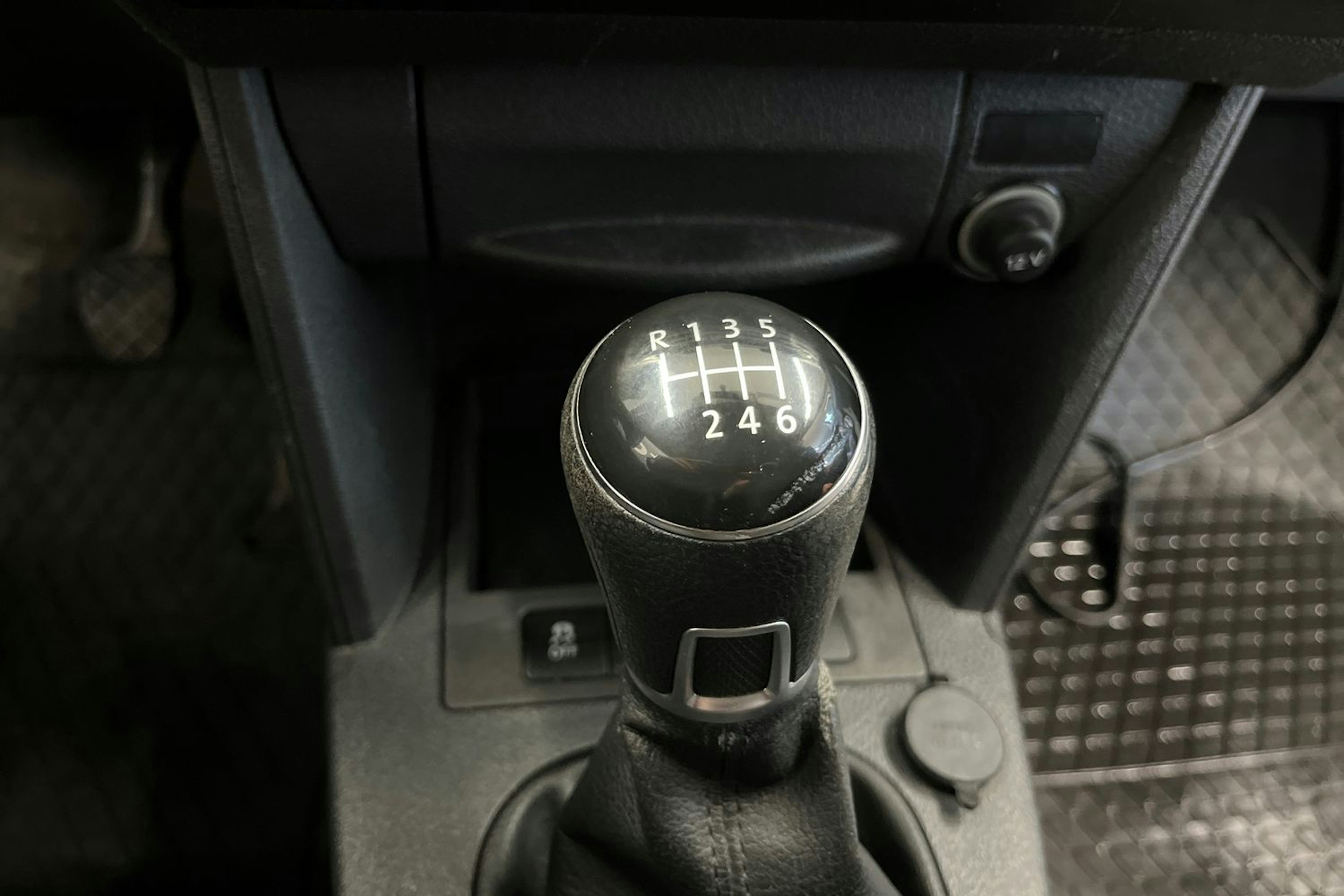 Valkoinen Volkswagen Caddy Maxi 2015 kuva 16.