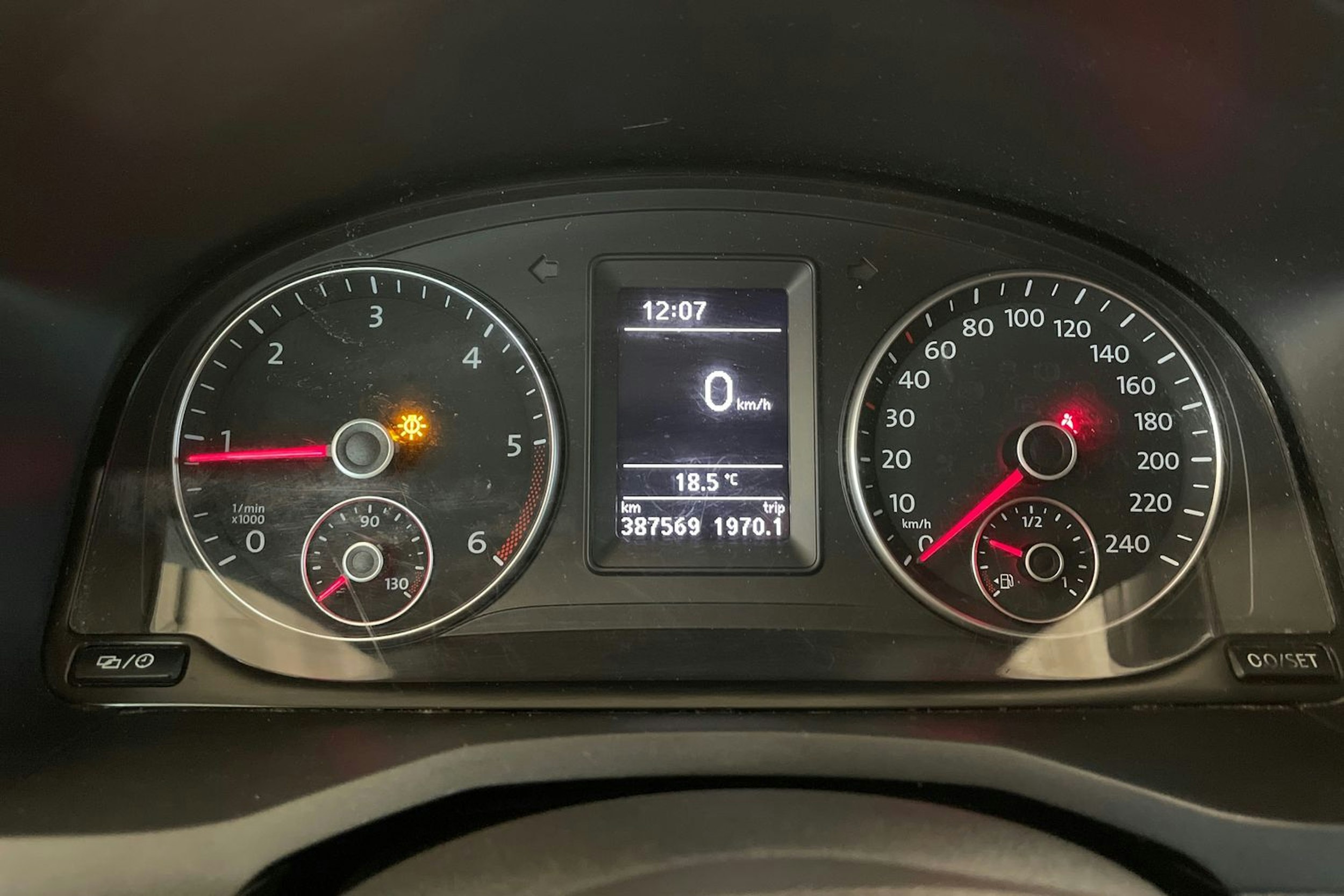 Ruskea (beige) Volkswagen Caddy Maxi 2015 kuva 11.