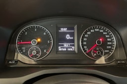 Ruskea (beige) Volkswagen Caddy Maxi 2015 kuva 11.