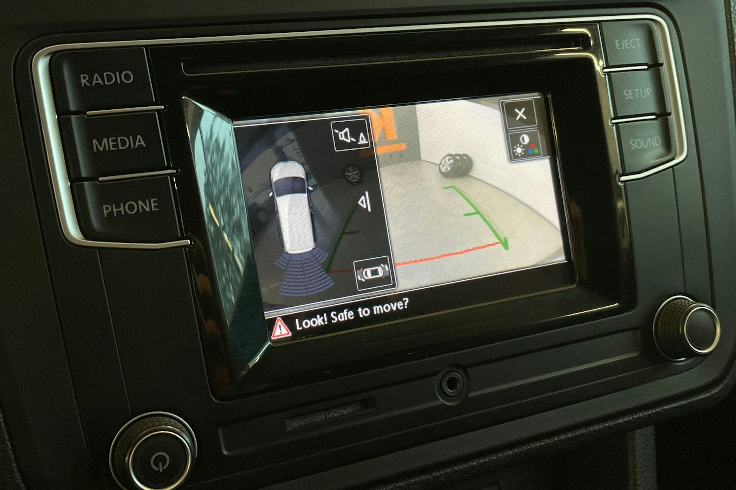 Ruskea (beige) Volkswagen Caddy Maxi 2015 kuva 16.