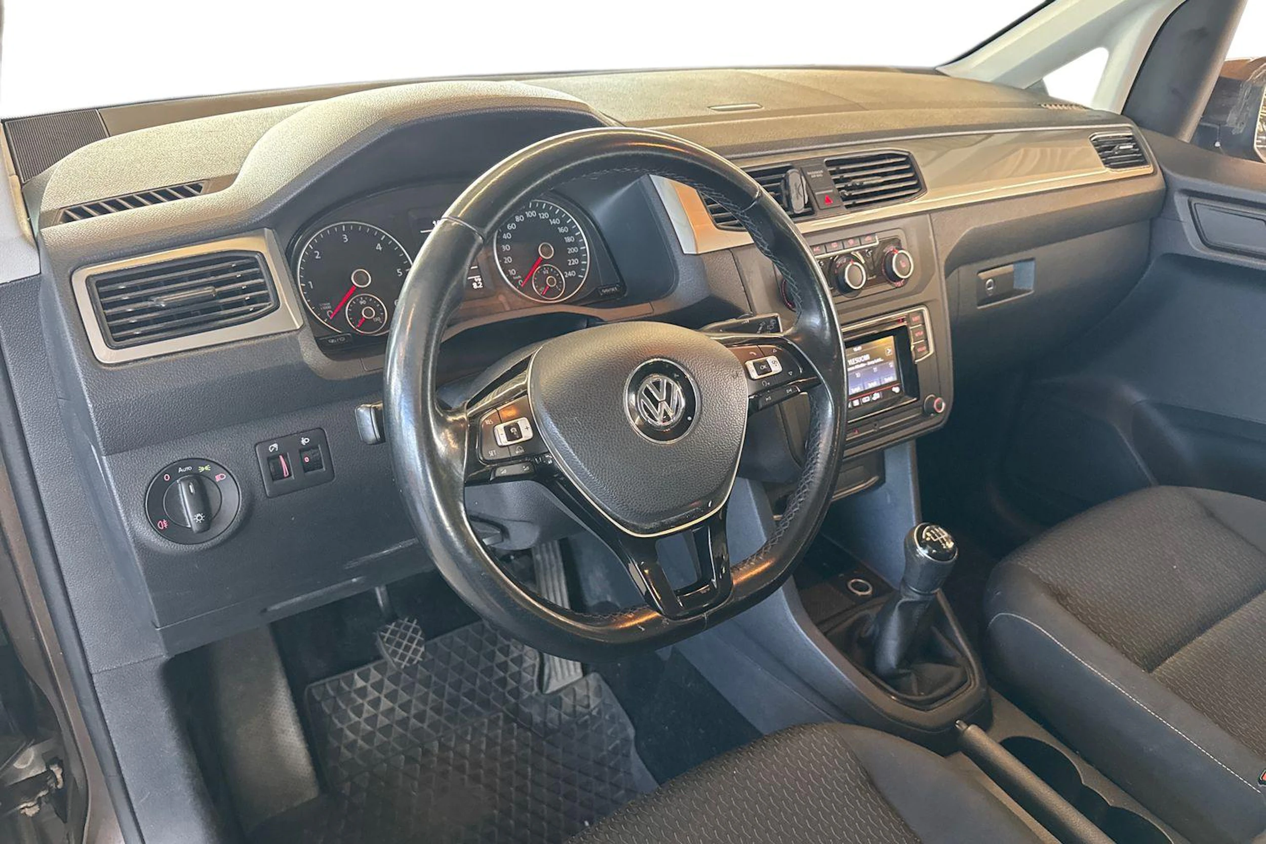 ruskea (beige) Volkswagen Caddy Maxi 2015 kuva 3.