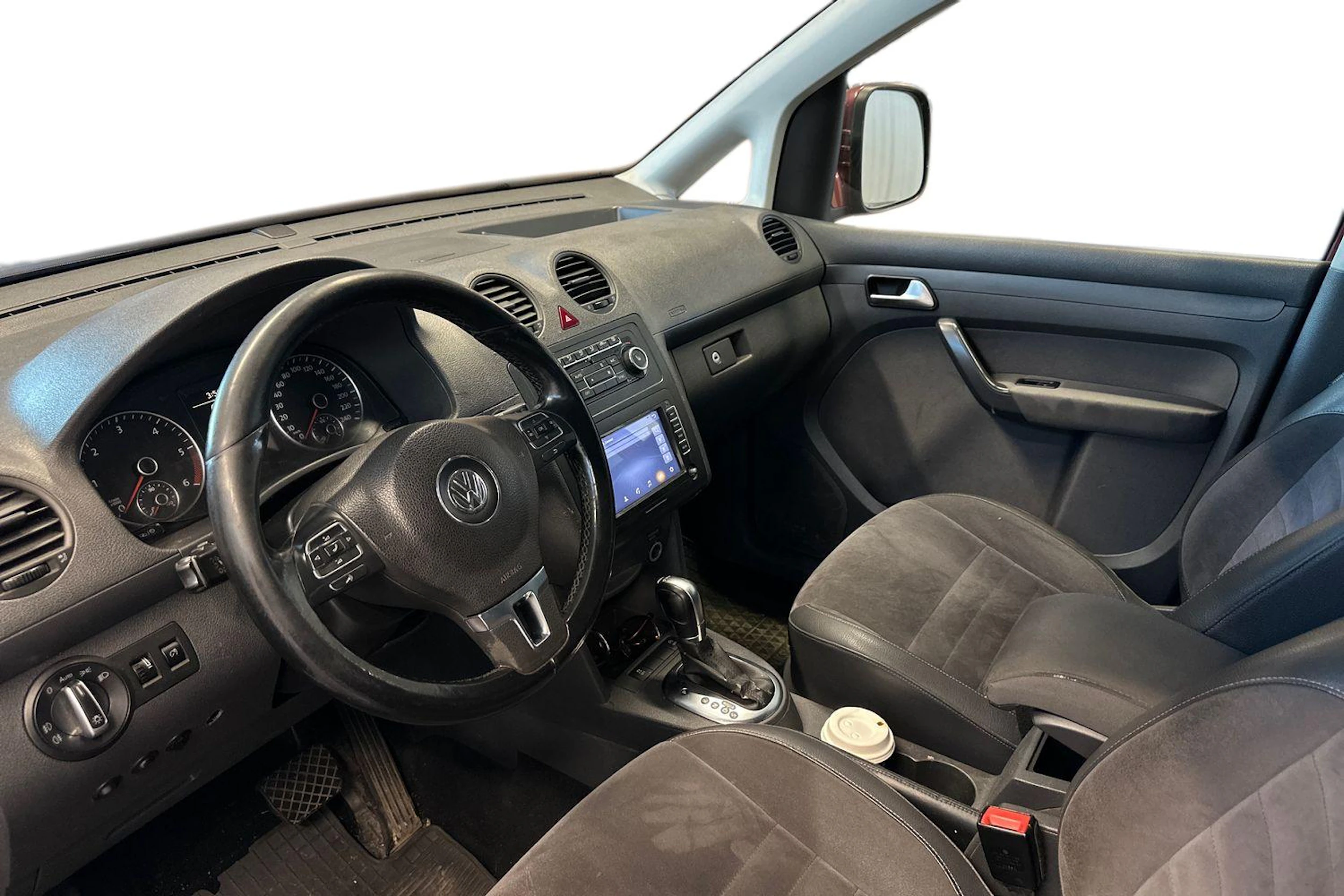 punainen Volkswagen Caddy Maxi 2015 kuva 3.
