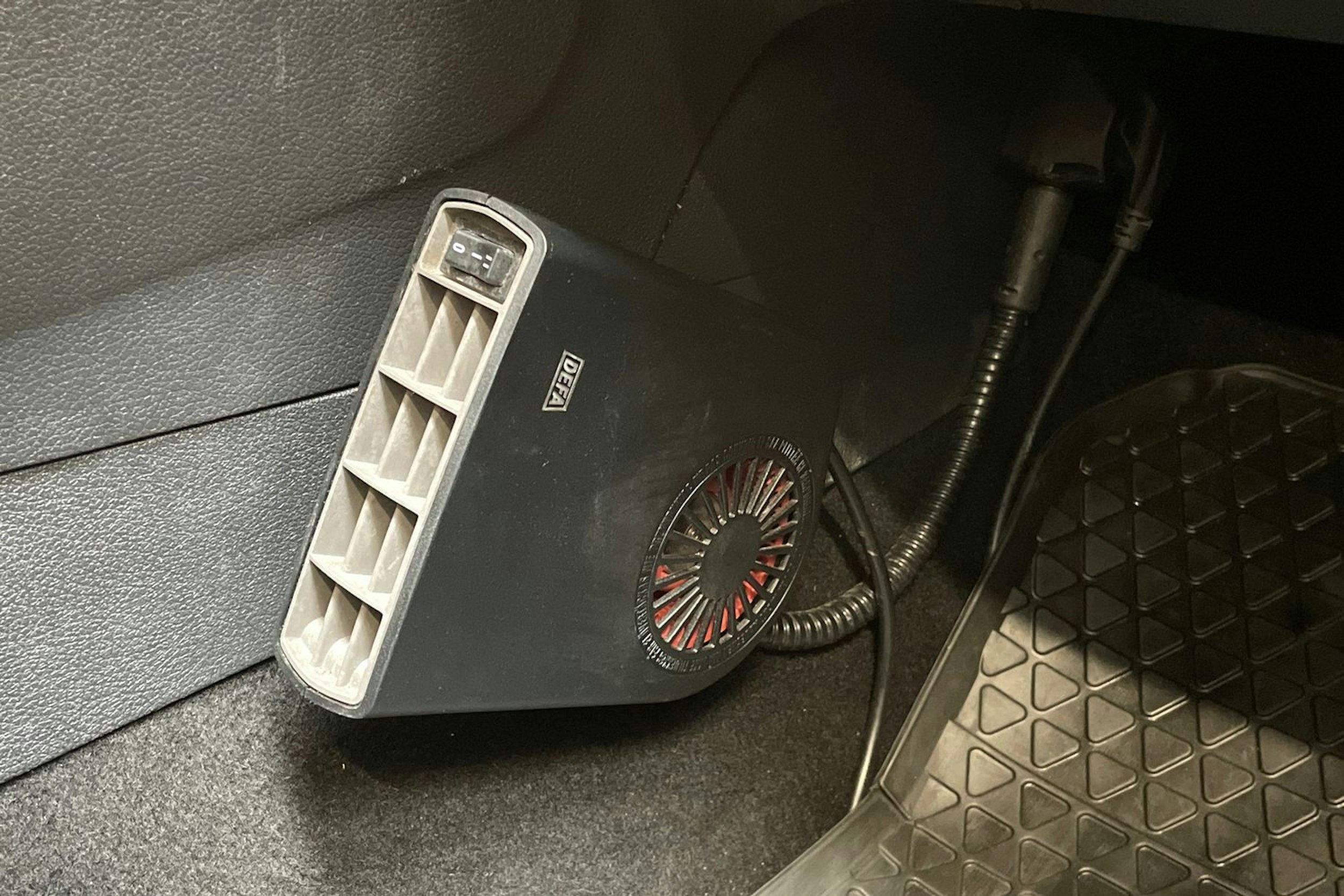 valkoinen Volkswagen Caddy Maxi 2016 kuva 19.