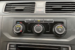 valkoinen Volkswagen Caddy Maxi 2016 kuva 21.