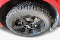 Punainen Volkswagen Caddy Maxi 2016 kuva 9.