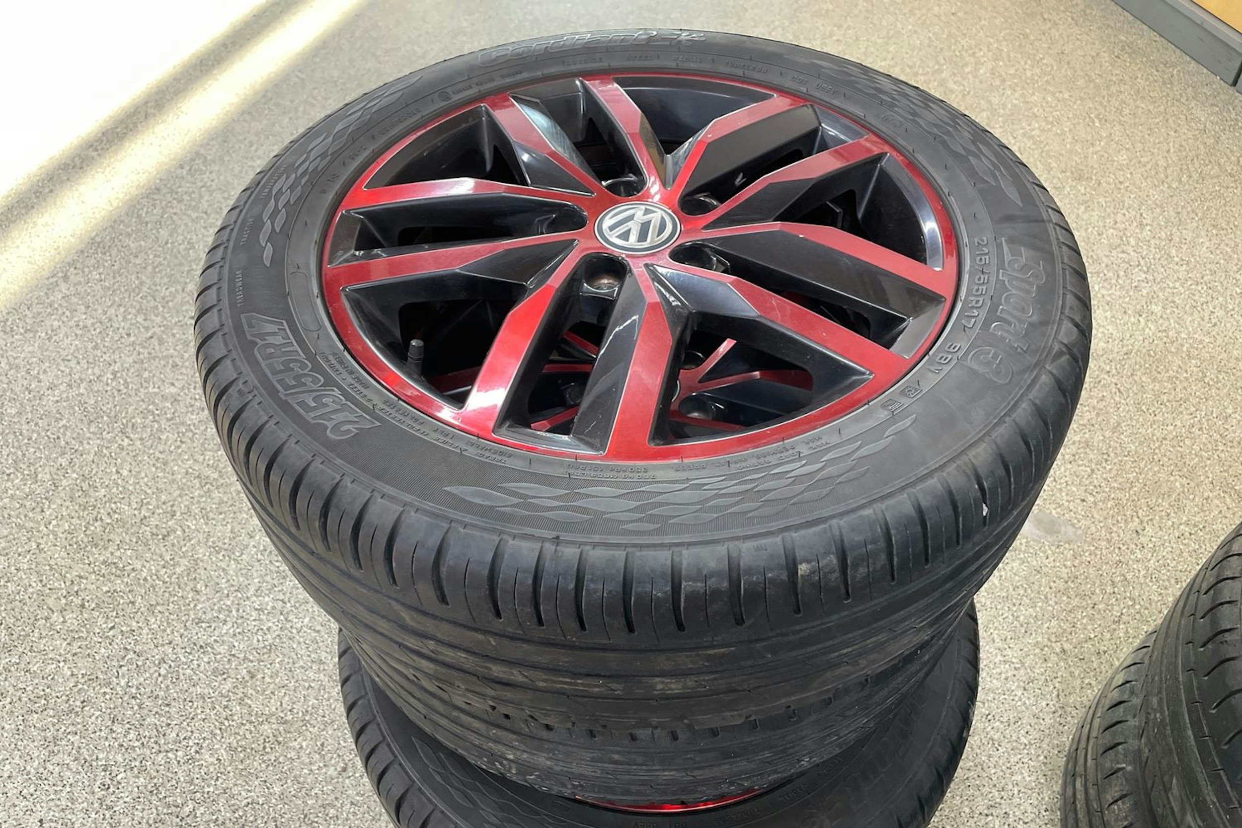 Punainen Volkswagen Caddy Maxi 2016 kuva 10.