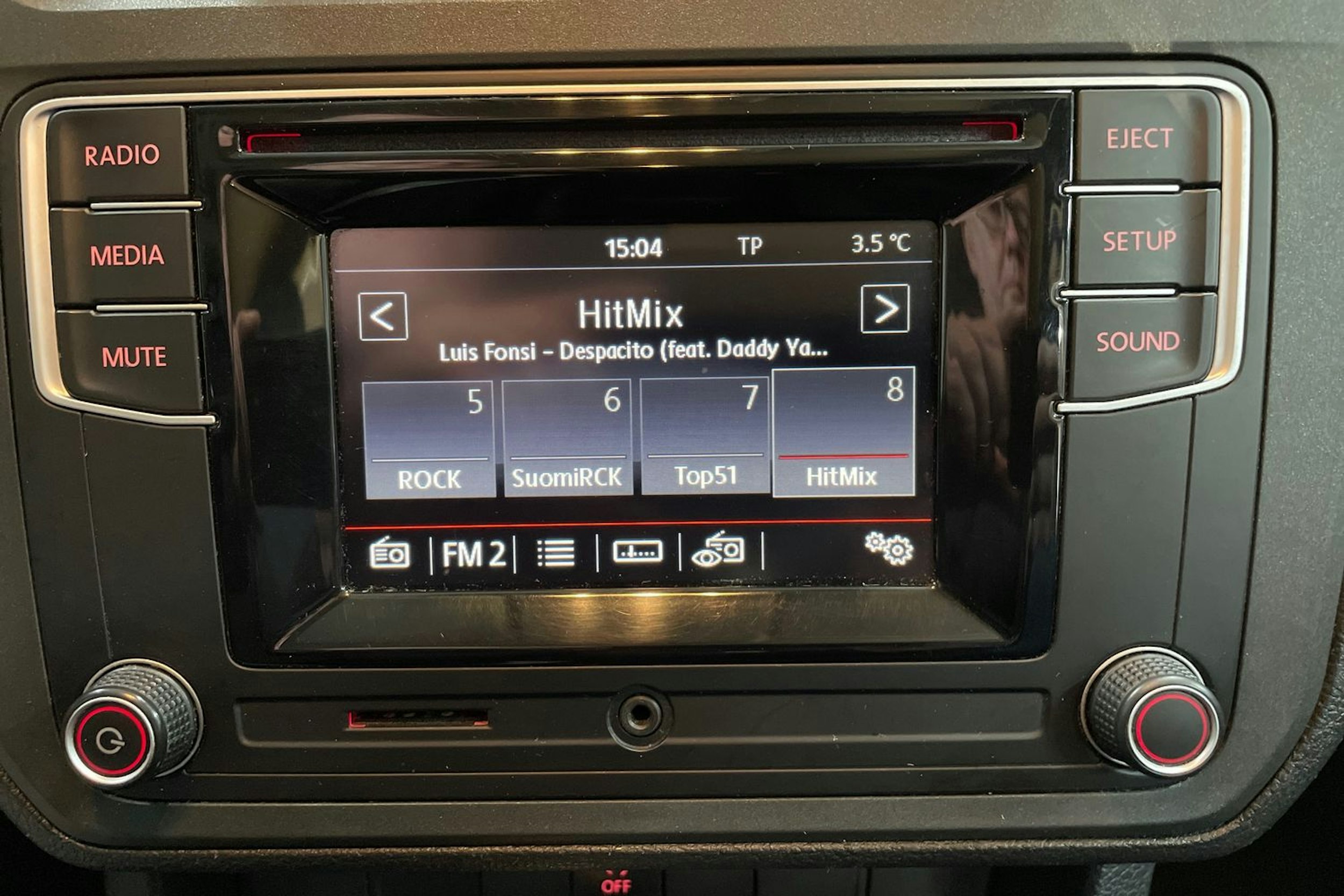 Punainen Volkswagen Caddy Maxi 2016 kuva 20.