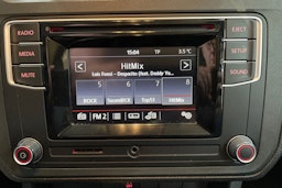 Punainen Volkswagen Caddy Maxi 2016 kuva 20.