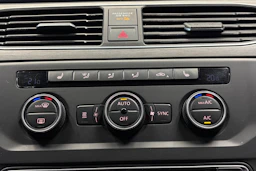 met. sininen Volkswagen Caddy Maxi 2016 kuva 23.