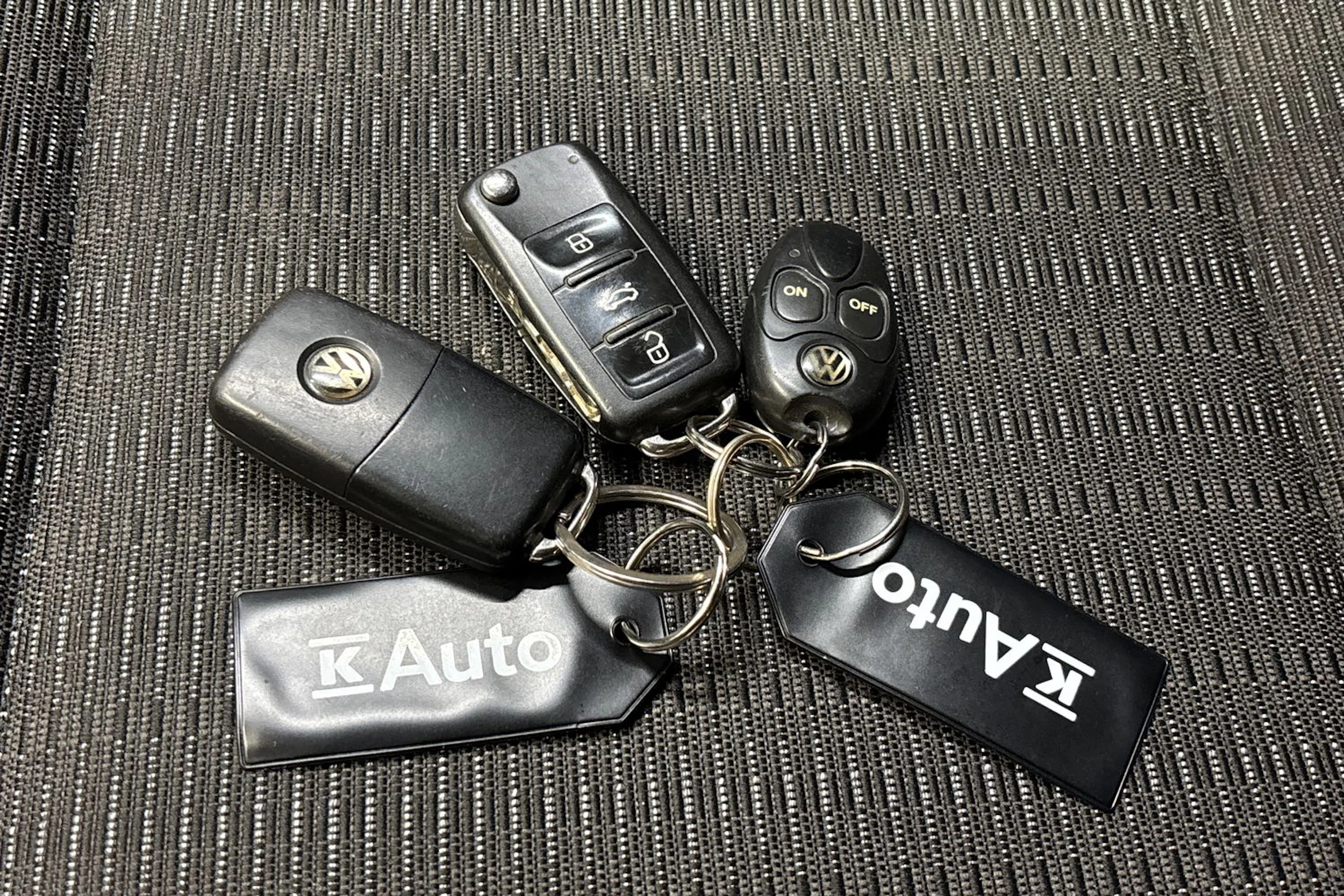 met. sininen Volkswagen Caddy Maxi 2016 kuva 32.