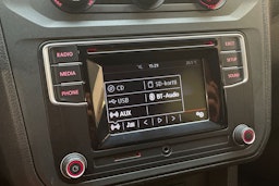 valkoinen Volkswagen Caddy Maxi 2016 kuva 23.