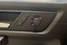valkoinen Volkswagen Caddy Maxi 2016 kuva 27.