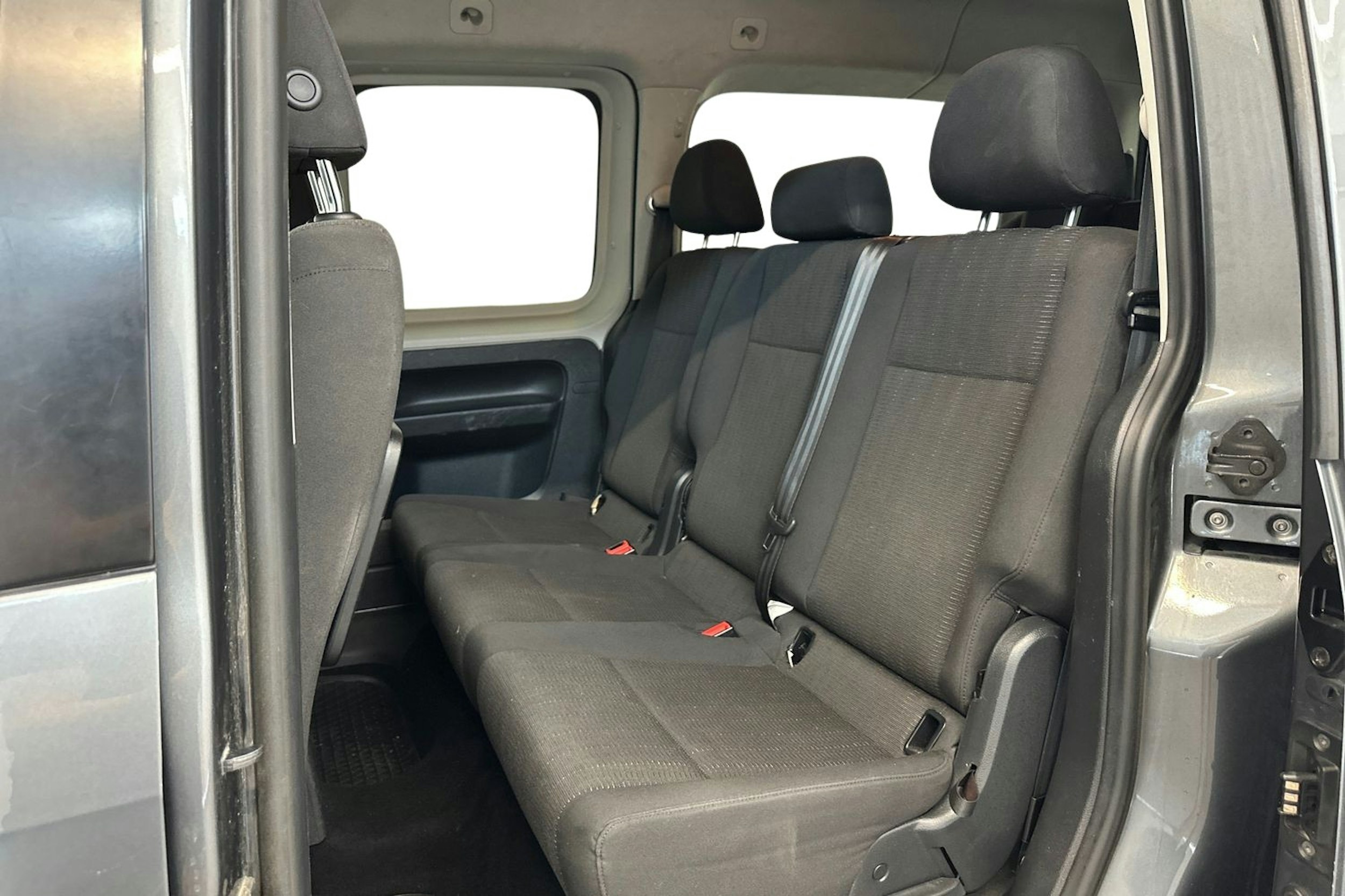 harmaa Volkswagen Caddy Maxi 2016 kuva 10.