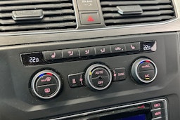harmaa Volkswagen Caddy Maxi 2016 kuva 28.