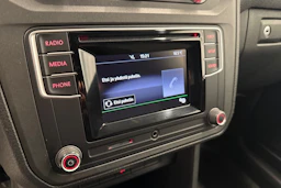 punainen Volkswagen Caddy Maxi 2016 kuva 14.