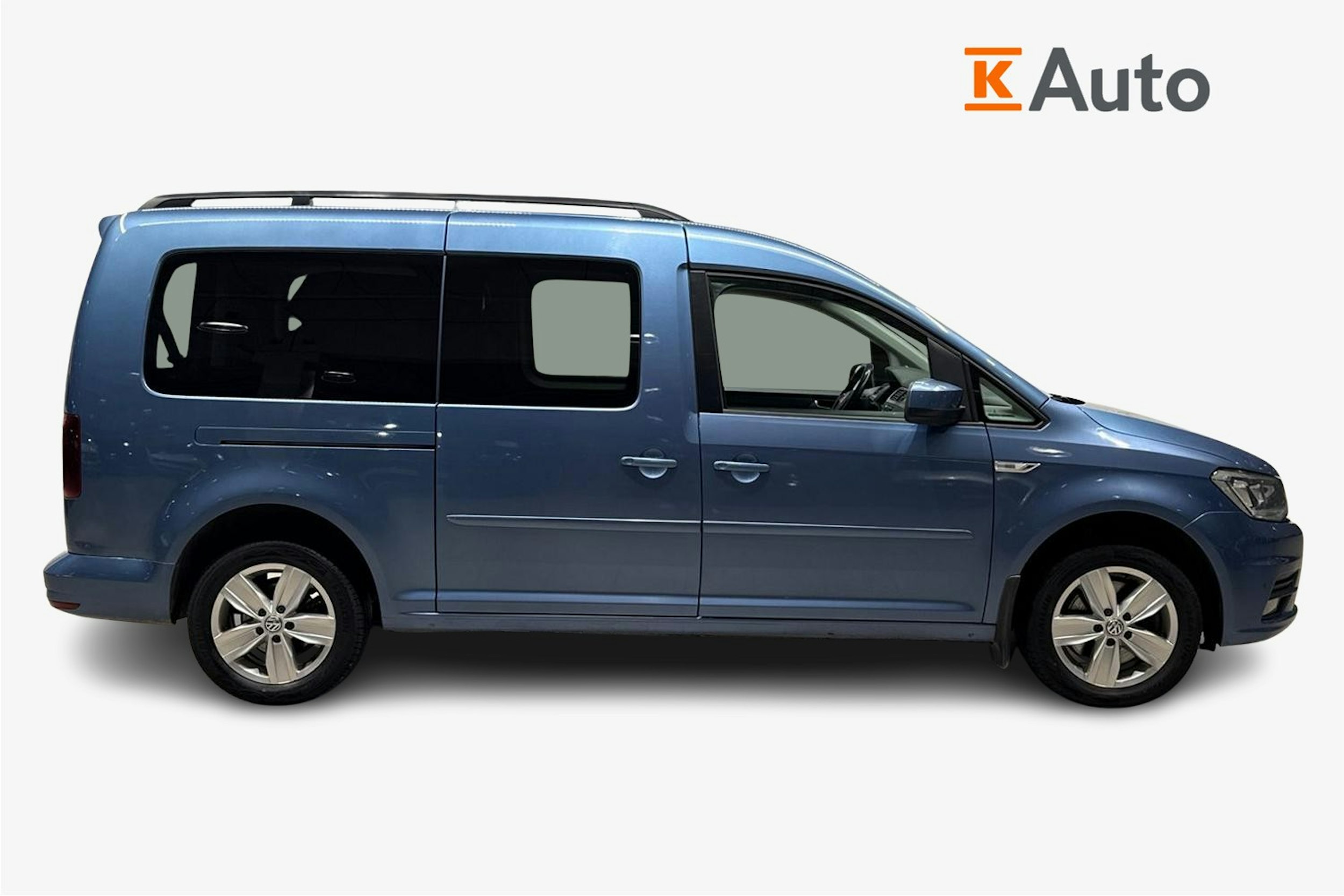 Sininen Volkswagen Caddy Maxi 2016 kuva 6.