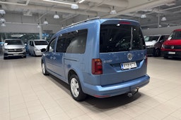 Sininen Volkswagen Caddy Maxi 2016 kuva 14.