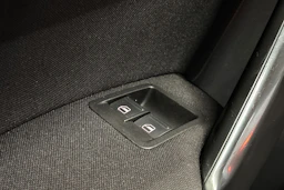 sininen Volkswagen Caddy Maxi 2016 kuva 15.