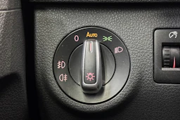 sininen Volkswagen Caddy Maxi 2016 kuva 17.