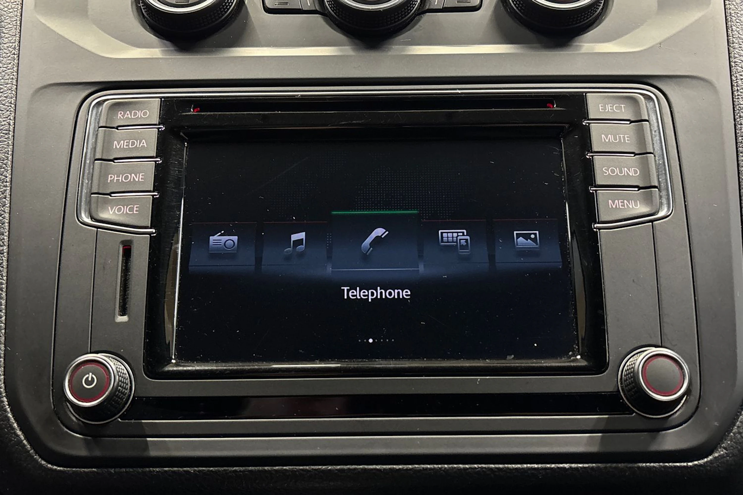 sininen Volkswagen Caddy Maxi 2016 kuva 22.