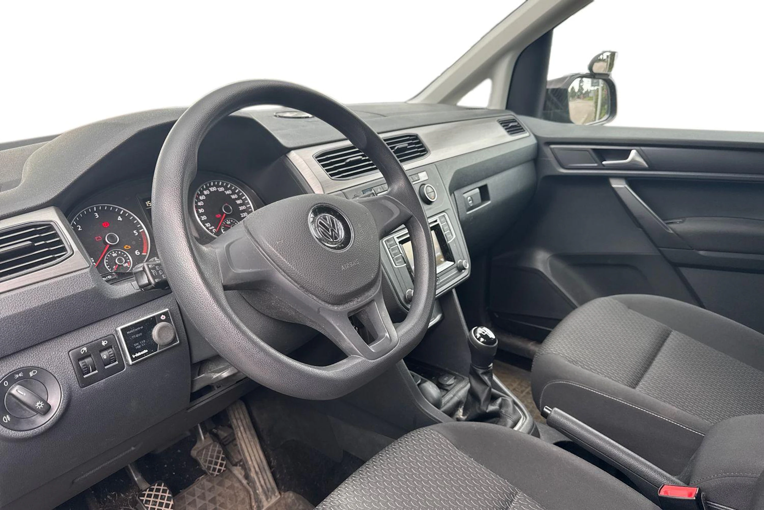 violetti Volkswagen Caddy Maxi 2017 kuva 3.