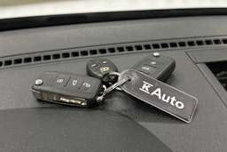 valkoinen Volkswagen Caddy Maxi 2018 kuva 27.