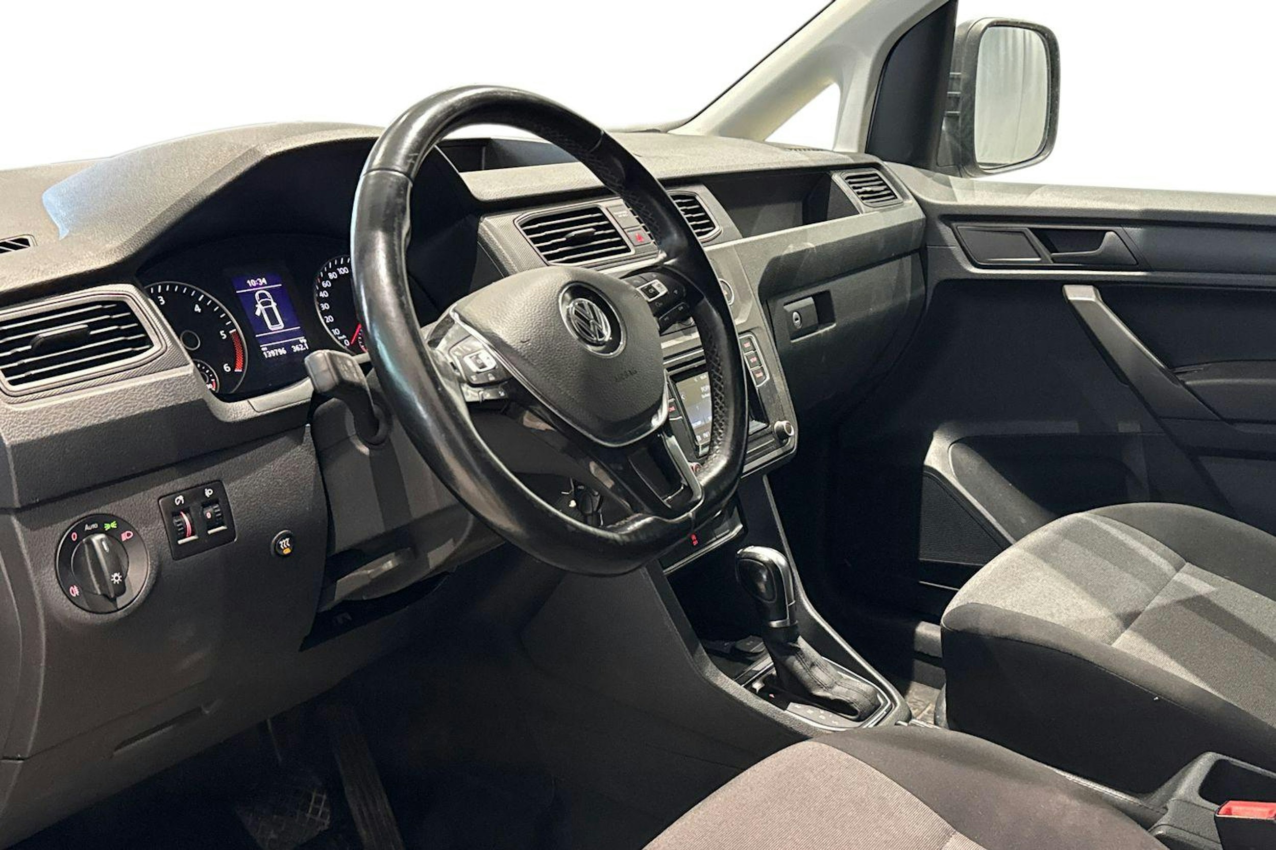 valkoinen Volkswagen Caddy Maxi 2017 kuva 8.