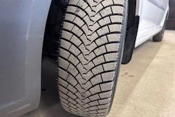 valkoinen Volkswagen Caddy Maxi 2017 kuva 26.