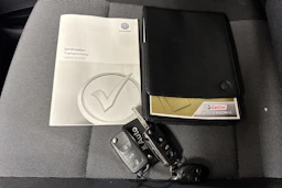 valkoinen Volkswagen Caddy Maxi 2017 kuva 27.