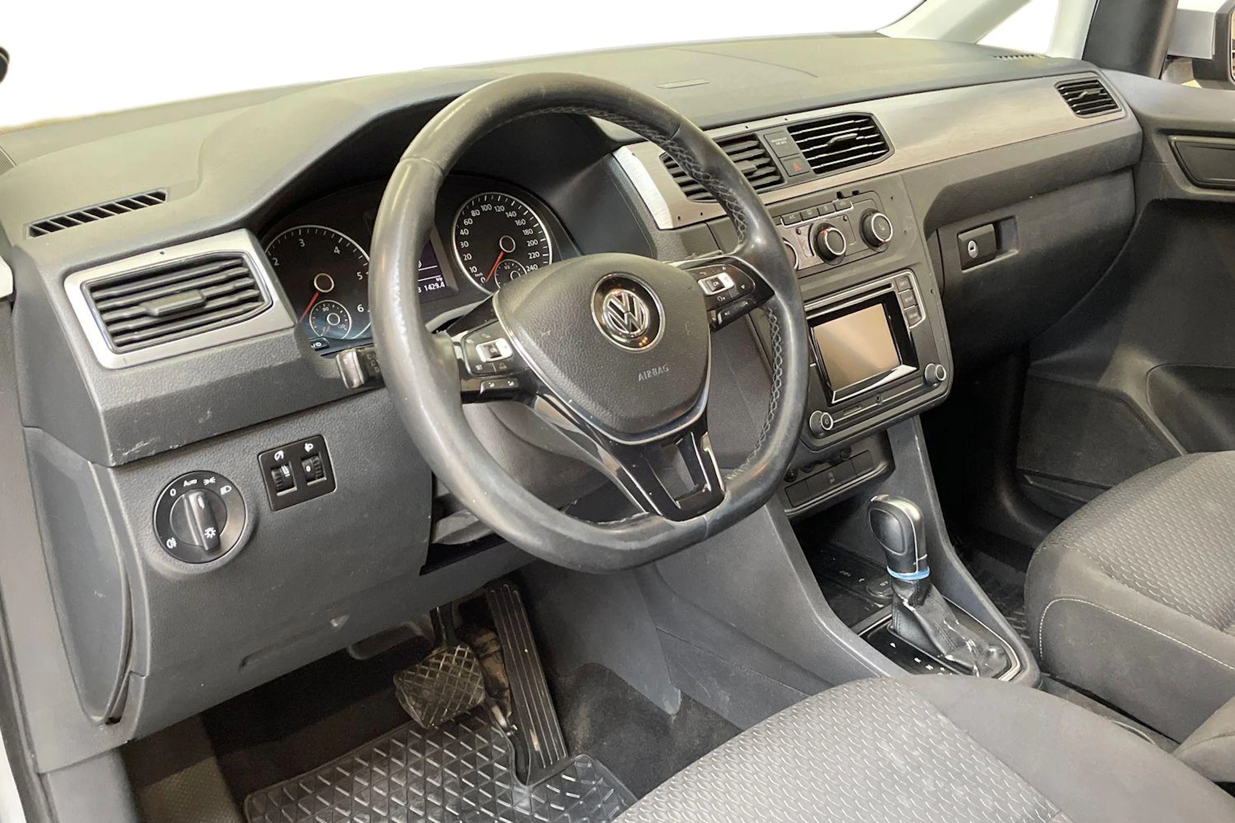 hopea Volkswagen Caddy Maxi 2017 kuva 7.
