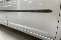 hopea Volkswagen Caddy Maxi 2017 kuva 41.