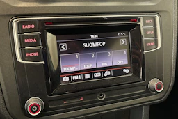 Valkoinen Volkswagen Caddy Maxi 2018 kuva 15.