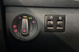 Valkoinen Volkswagen Caddy Maxi 2018 kuva 20.