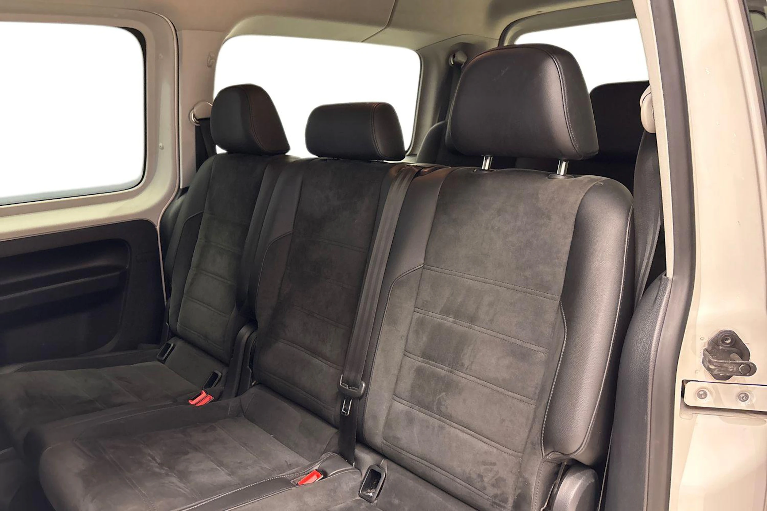valkoinen Volkswagen Caddy Maxi 2017 kuva 8.