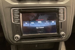 punainen Volkswagen Caddy Maxi 2017 kuva 22.