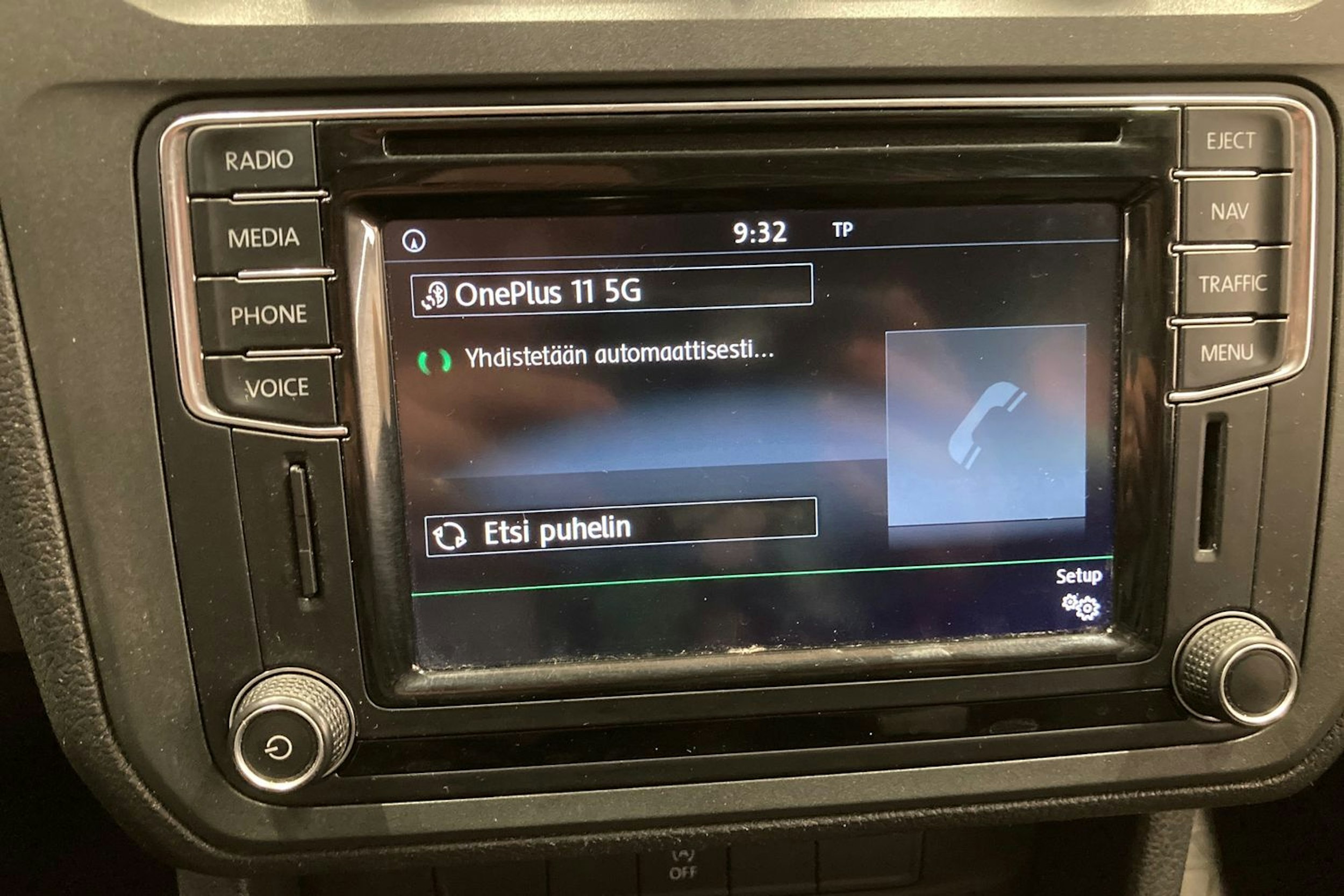 punainen Volkswagen Caddy Maxi 2017 kuva 23.