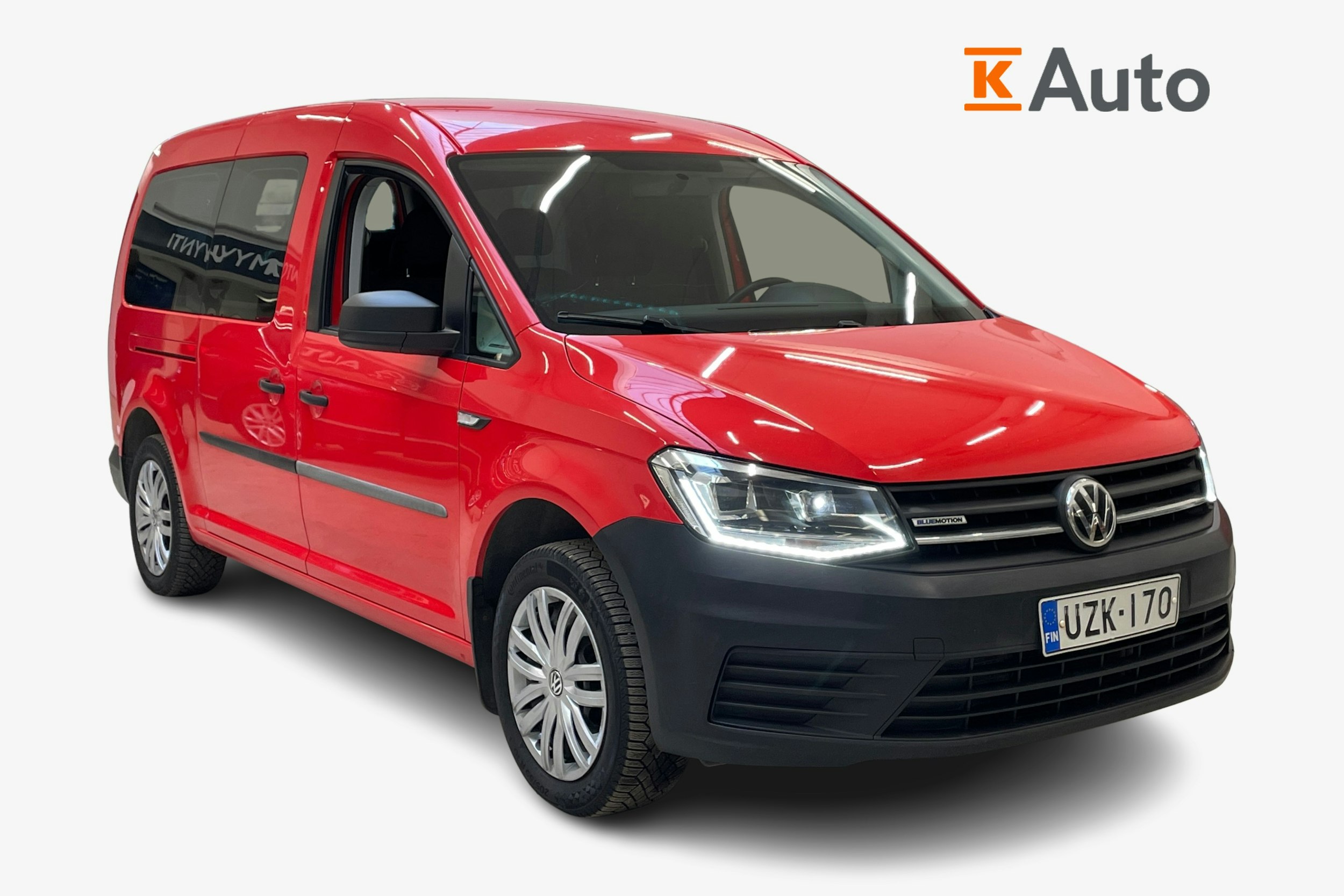 punainen Volkswagen Caddy Maxi 2017 kuva 1.