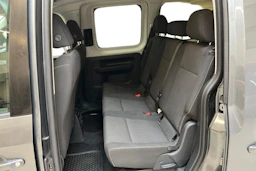 harmaa Volkswagen Caddy Maxi 2017 kuva 8.